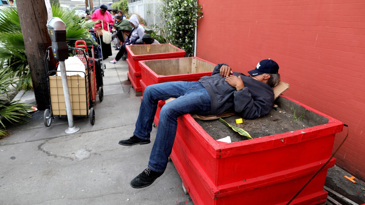 Desperate To Get Rid Of Homeless People Some Are Using Prickly Plants Fences Barriers Los Angeles Times