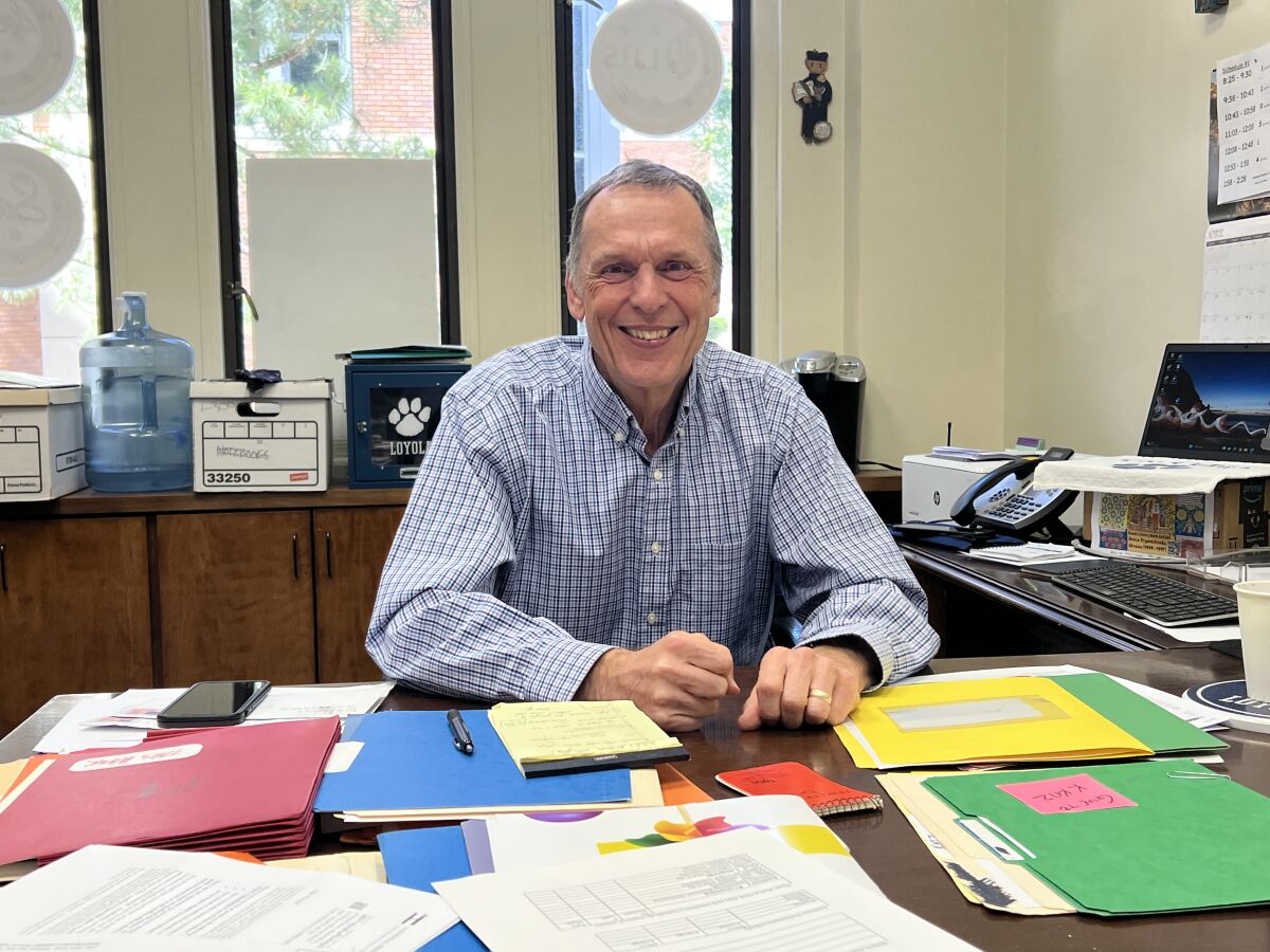 Frank Kozakowski is stepping down after 15 years as principal at Loyola High.