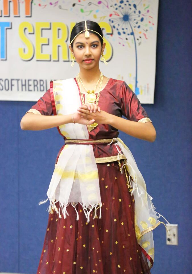Indian dancers 13.jpg
