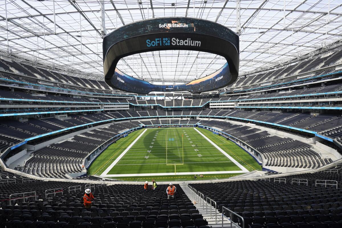 Rams anticipate Cowboys fans taking over SoFi Stadium