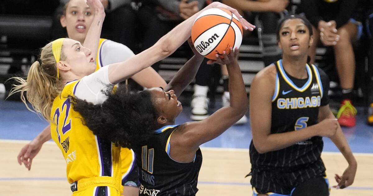 Les recrues des Sparks s’adaptent au caractère physique du jeu dans la WNBA