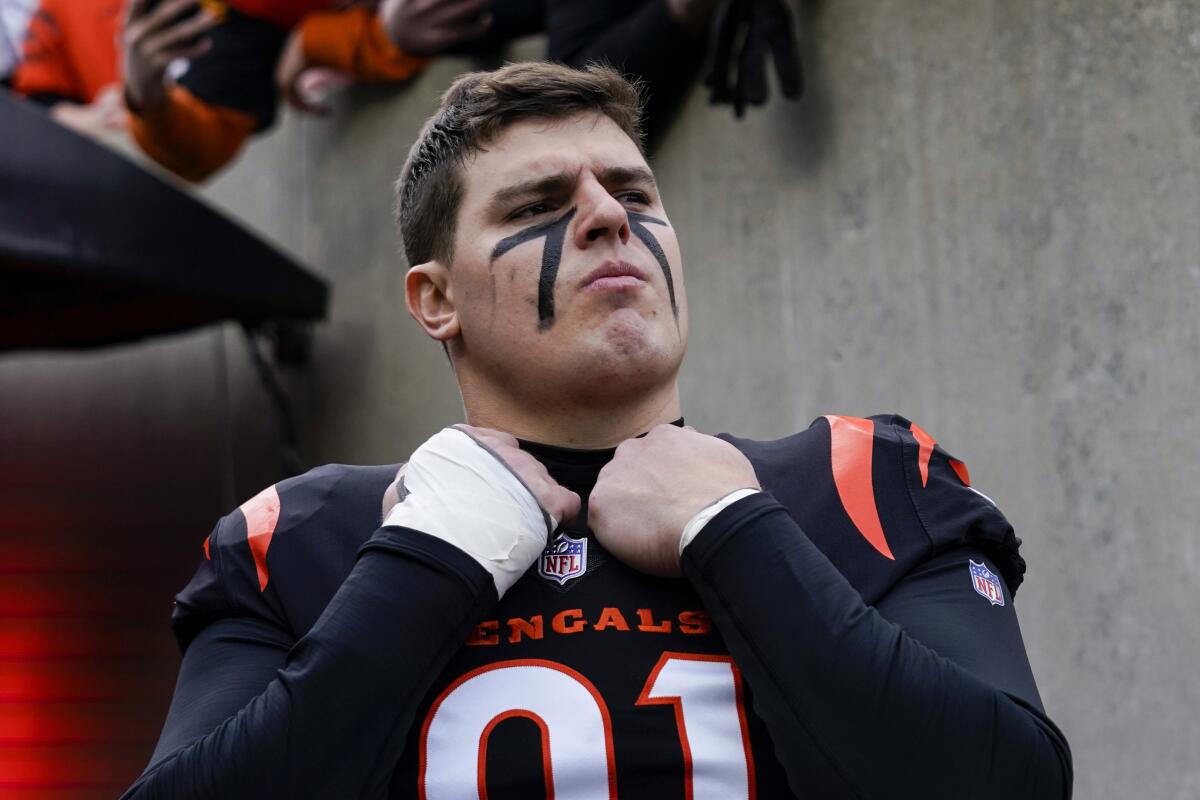 Pro Bowl defensive end Trey Hendrickson signs a 1-year contract extension  with the Bengals - The San Diego Union-Tribune