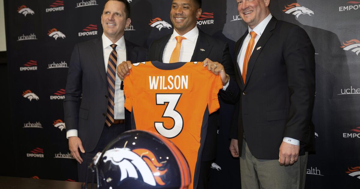 How the Broncos kept the Russell Wilson trade a secret - Los Angeles Times