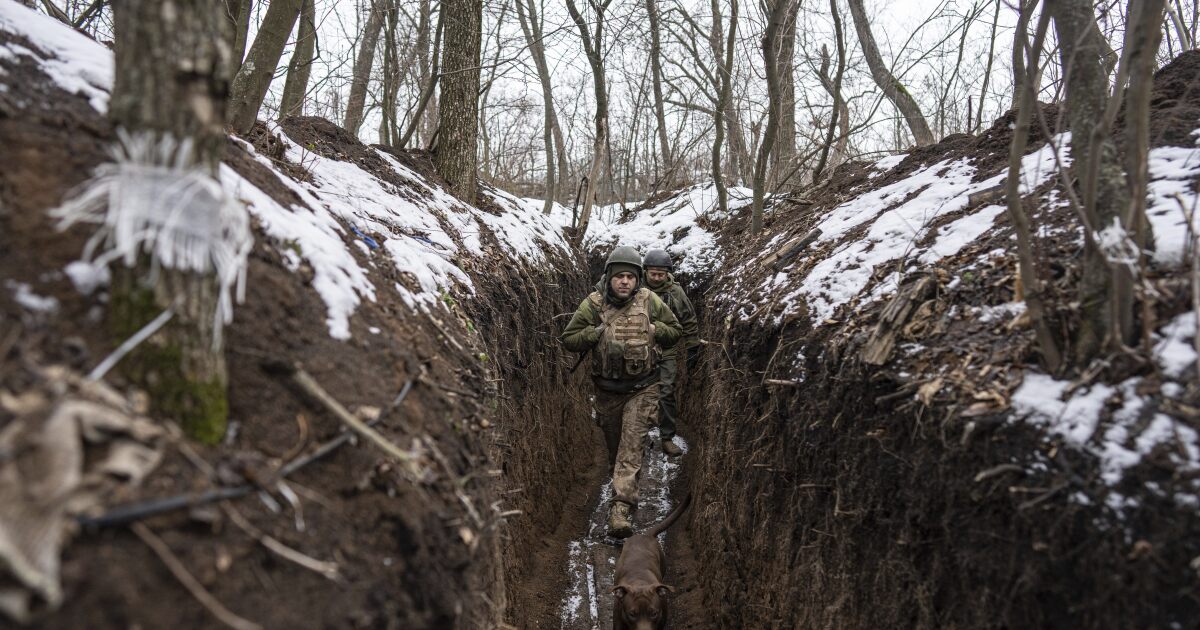 Russian troops near northern Ukraine raise fears in a tiny border village Russian troops near northern Ukraine raise fears in a tiny border village