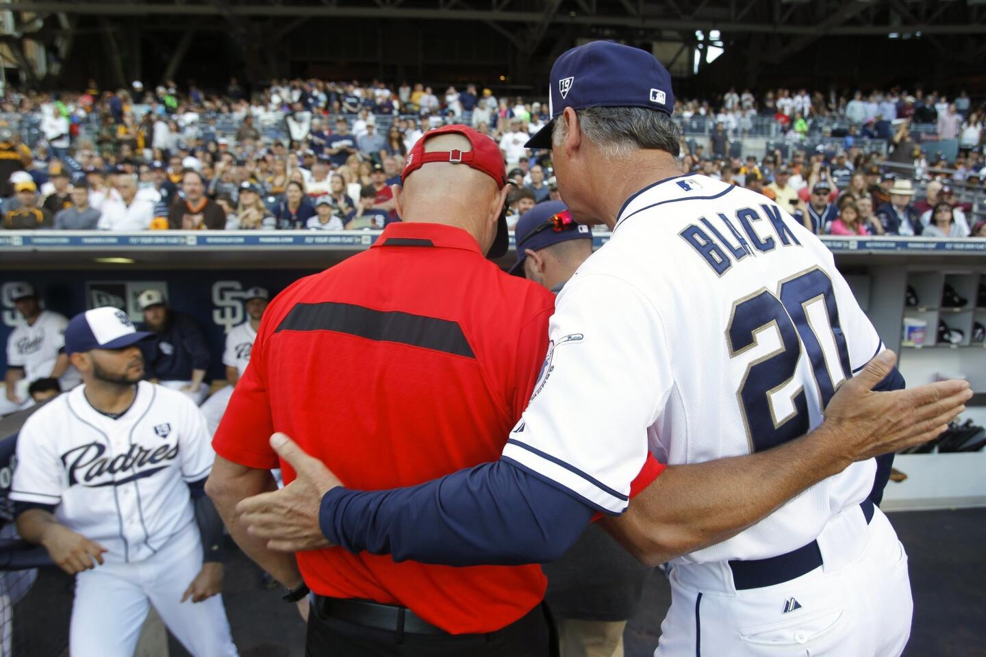 Padres and fans pay tribute to Gwynn in first home game since his passing -  Gaslamp Ball