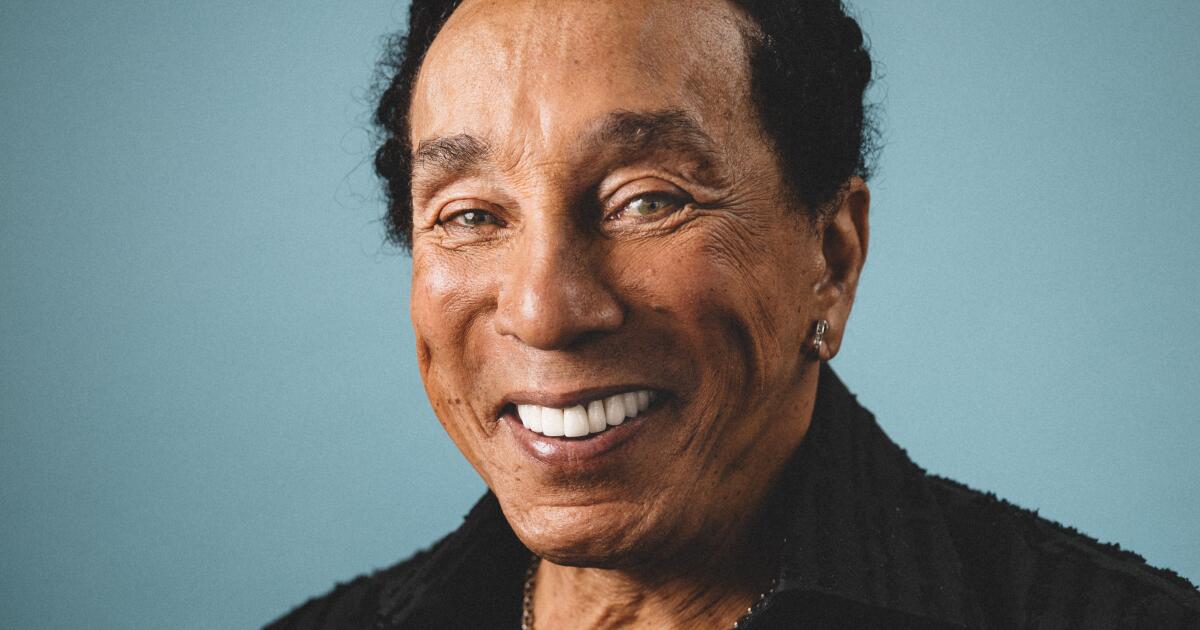 Smokey Dropped The Cougar Soundtrack Of The Year Sports Hip Hop smokey-dropped-the-cougar-soundtrack-of-the-year-sports-hip-hop