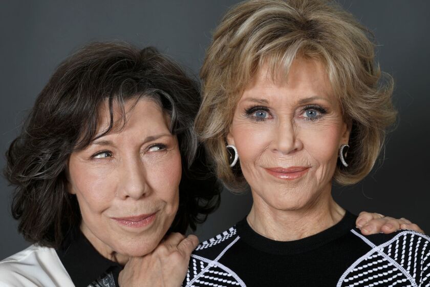LOS ANGELES, CALIF. -- MONDAY, NOVEMBER 20, 2017: Lily Tomlin and Jane Fonda, who star in Netflix's "Grace & Frankie," at the Linwood Dunn Theatre in Los Angeles, Calif., on Nov. 20, 2017. (Gary Coronado / Los Angeles Times)