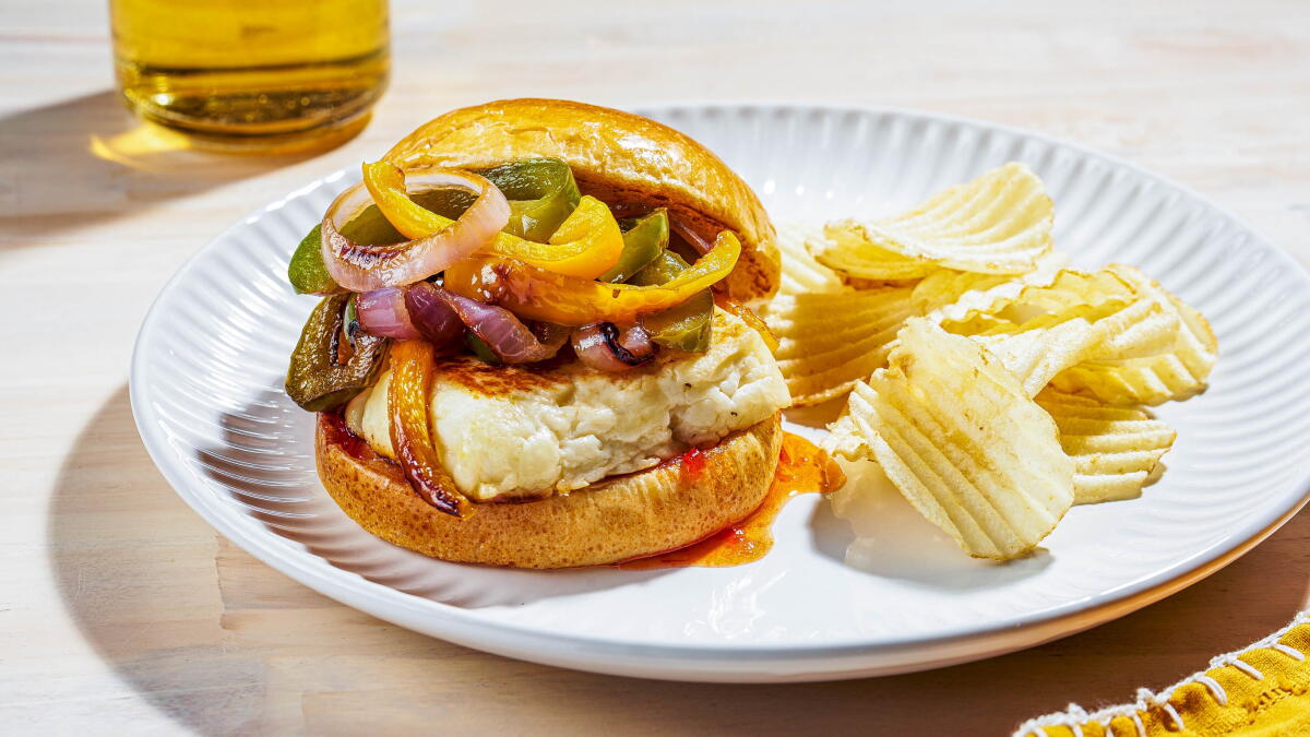 Make halloumi the star of your next vegetarian burger - Vimarsana News