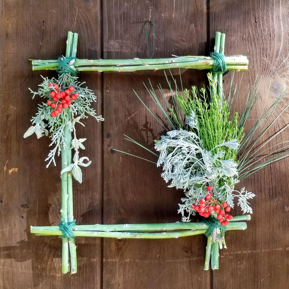 This wreath, by Su Kraus of Moosa Creek Nursery in San Diego County's Valley Center, is square.