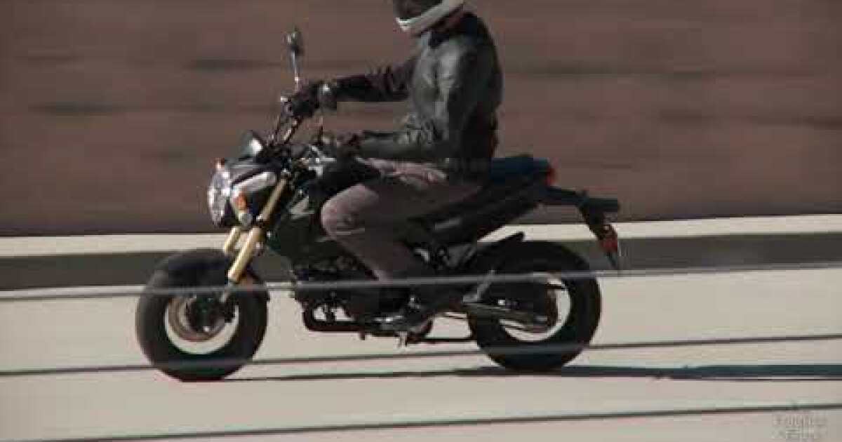 Honda S Grom Mini Motorcycle Is Flying Off Dealer Lots Los Angeles Times Honda S Grom Mini Motorcycle Is Flying Off Dealer Lots Los Angeles Times