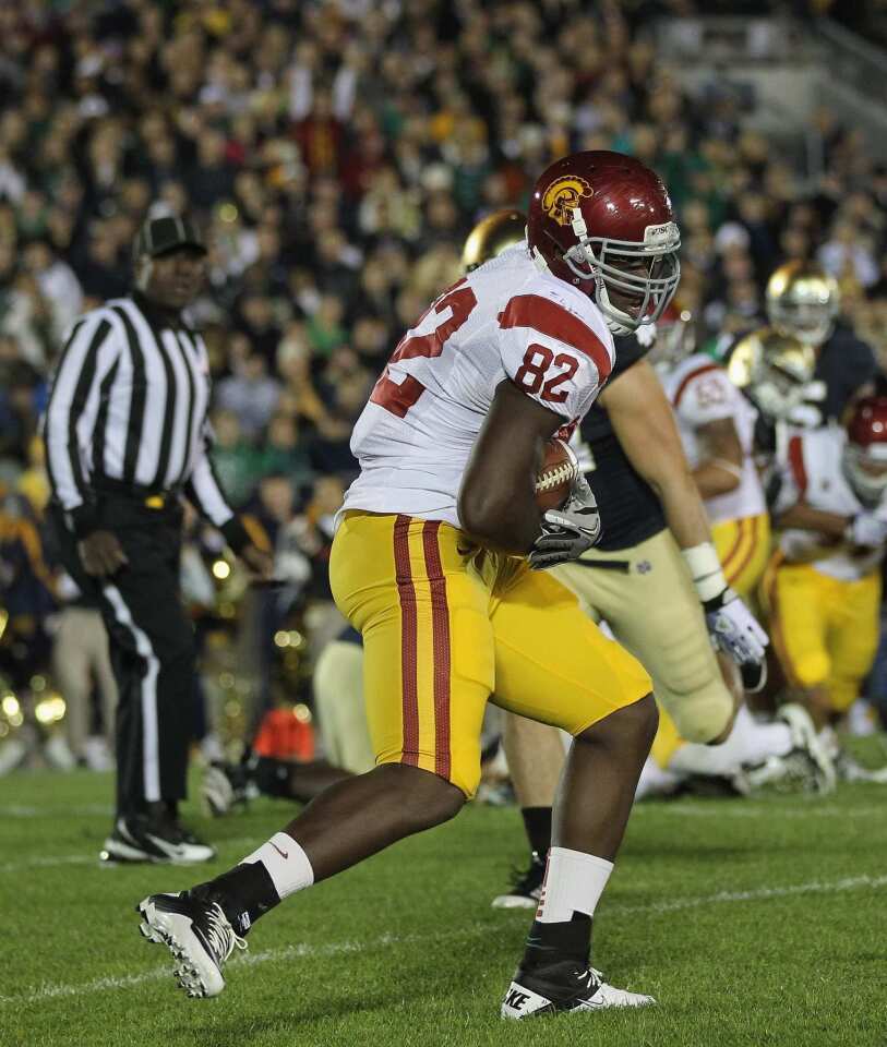 Trojans tight end Randall Telfer makes a touchdown reception against Notre Dame in the first half Saturday.