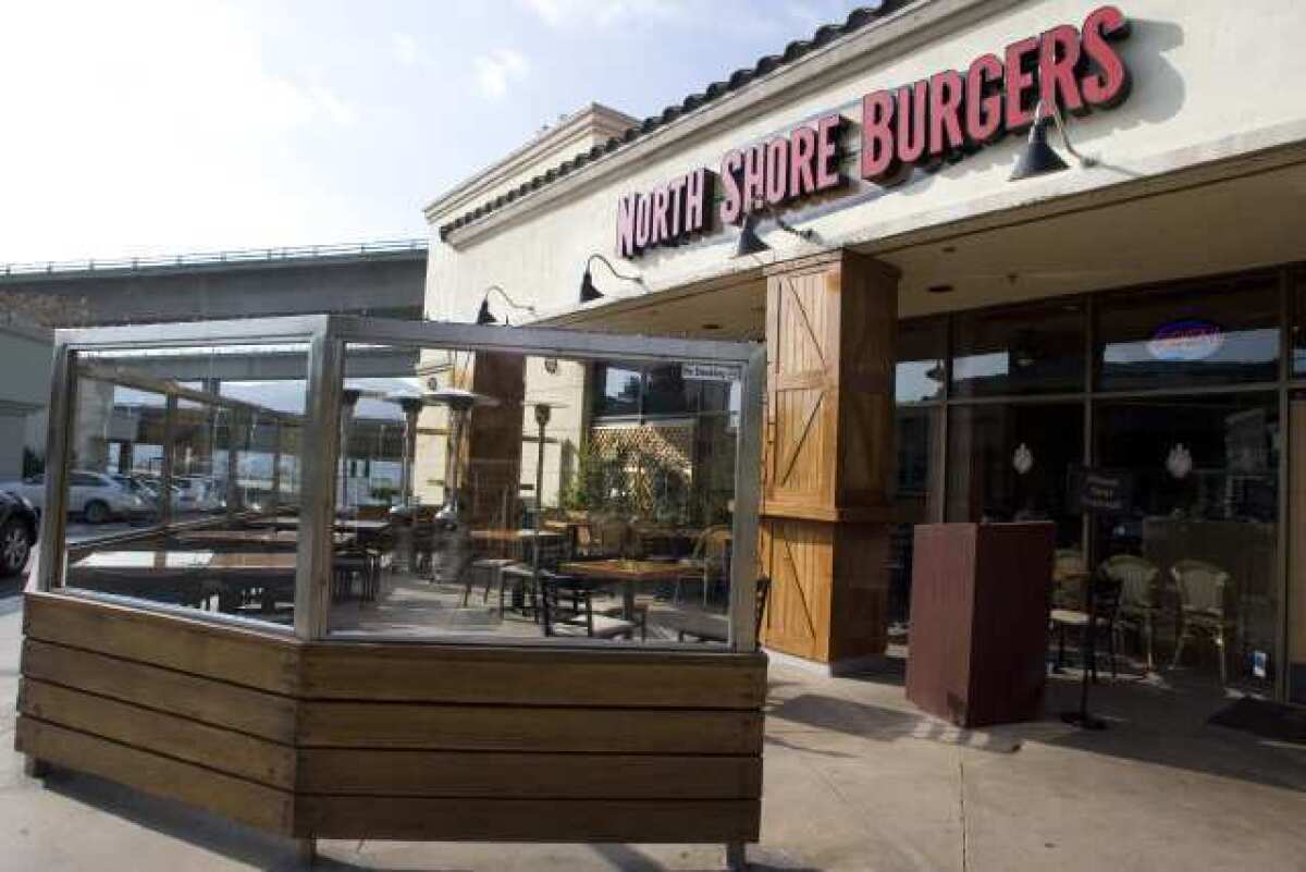 North Shore Burgers opened in La Canada on November 14, 2011.