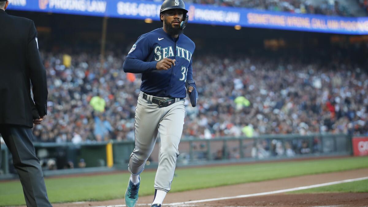 Mariners drop sixth game in a row, Tampa Bay wins sixth game in a