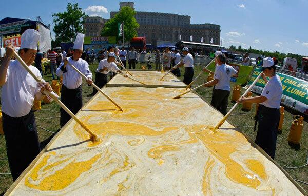 World's largest peasant omelette