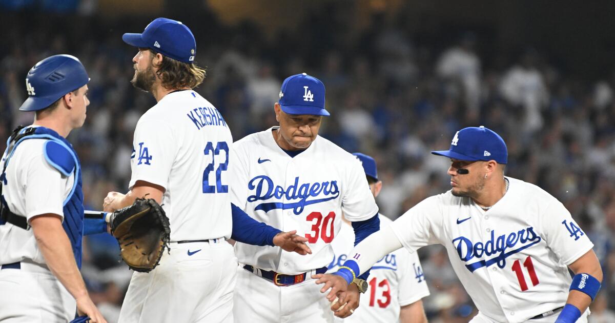 Clayton Kershaw disaster dooms Dodgers in NLDS Game 1 loss - Los Angeles  Times
