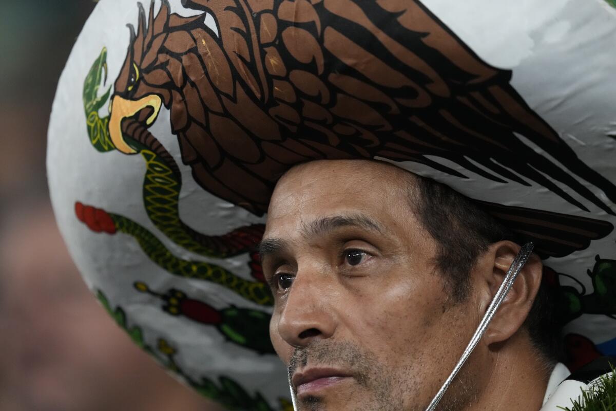 Un aficionado mexicano durante el empate 0-0 contra Ecuador por el Grupo B de la Copa América