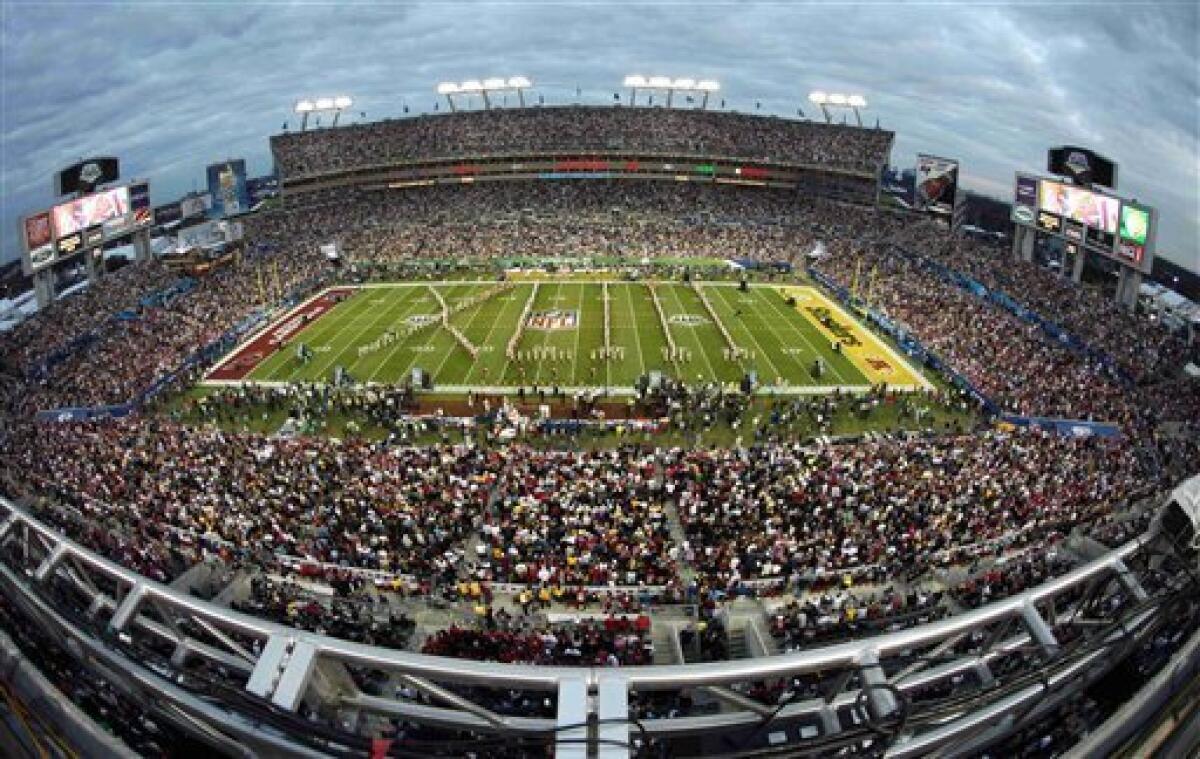 GAME PHOTOS: Super Bowl XLIII - Steelers vs. Cardinals