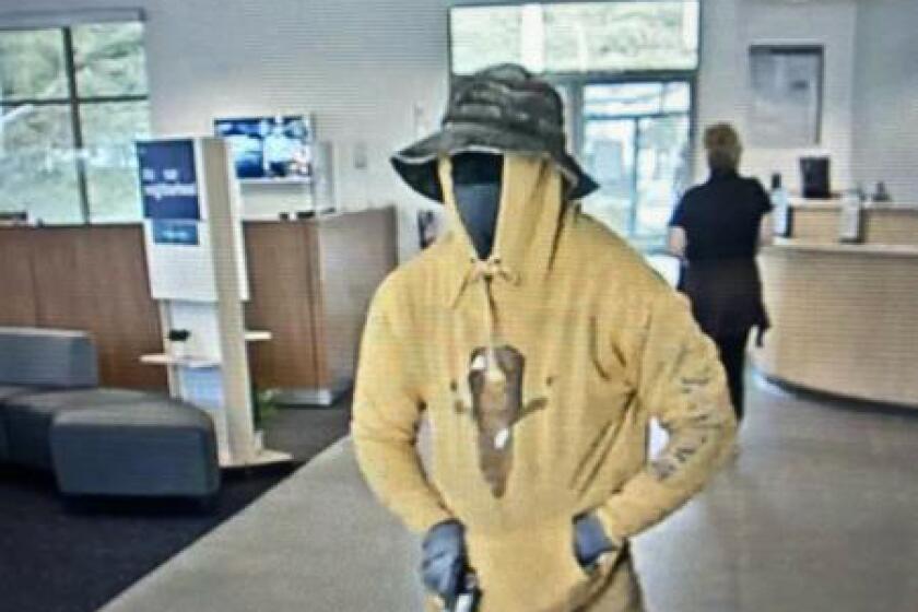 Orange County Sheriff's Department investigators are seeking the public's assistance to track down additional information and witnesses in an Oct. 17 bank robbery. At 12:03 p.m. on Oct. 17, Orange County Sheriff's deputies were dispatched to the Chase Bank off Portola Parkway and Bake Parkway in the city of Lake Forest reference a bank robbery in progress with an armed suspect. Prior to the deputies arriving, a male suspect armed with a handgun entered the bank and walked directly towards a bank teller. The male suspect reached over the counter and fired a round from the gun towards the feet of the bank teller. The round did not strike the bank teller, and no one was injured. The suspect fled the bank with approximately $31,000 in cash prior to the deputies arriving.