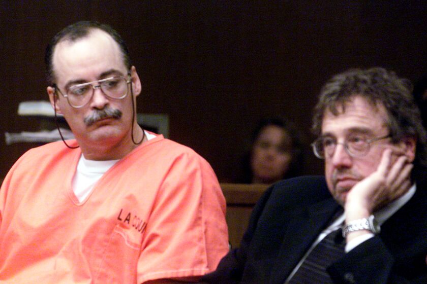 Boris Yaro –– – (l to r) Kenneth E.Gay (cq) and his attorney Kenneth Lezin (cq) shown here in San Fernando Superior Court where Gay was given the death sentence ( a second time) for the murder of LAPD motor officer Paul Verna (cq). Boris Yaro/LA Times DIGITAL IMAGE SHOT ON 12–04–00