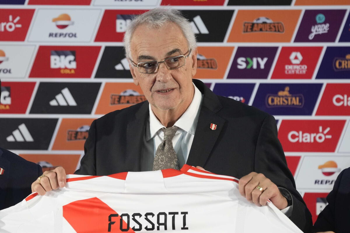 Jorge Fossati busca competir en la Copa América 2024. (Foto: FPF)