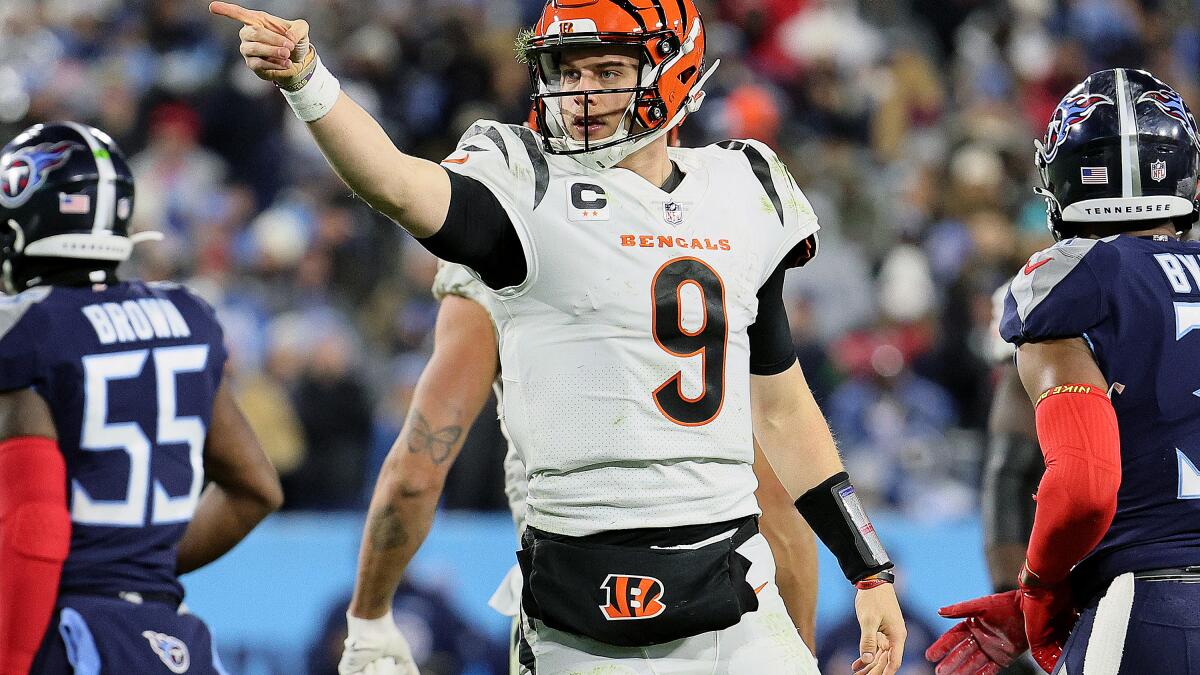 Joe Burrow, Bengals Take On L.A. Heat At Super Bowl Practice