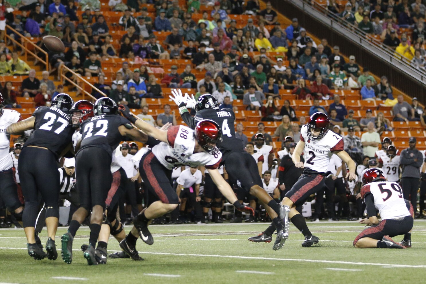 Aztecs See Mountain West Championship Game Hopes End On Missed Fg