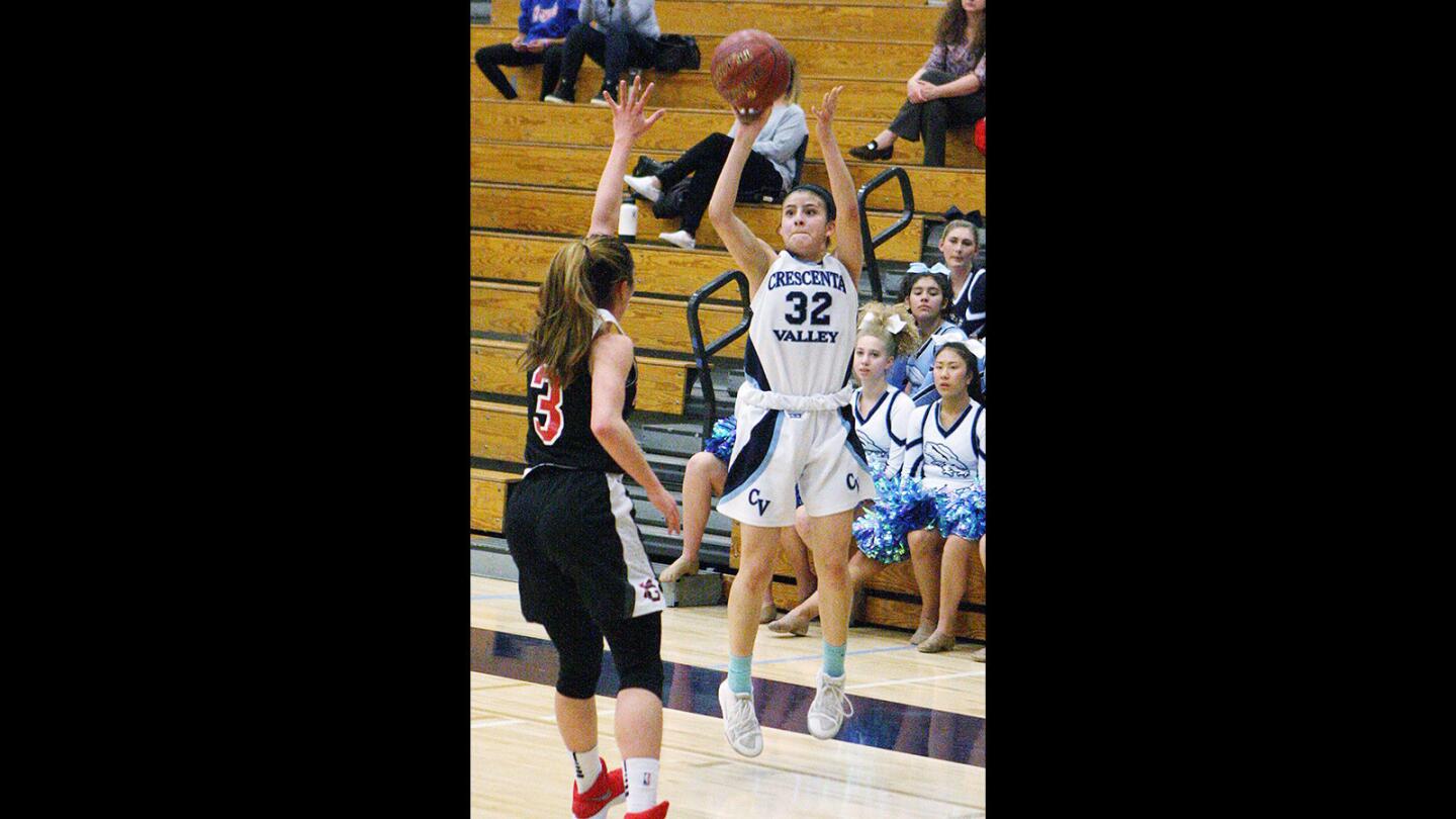 Photo Gallery: Crescenta Valley beats Glendale by 1 in girls' basketball thriller