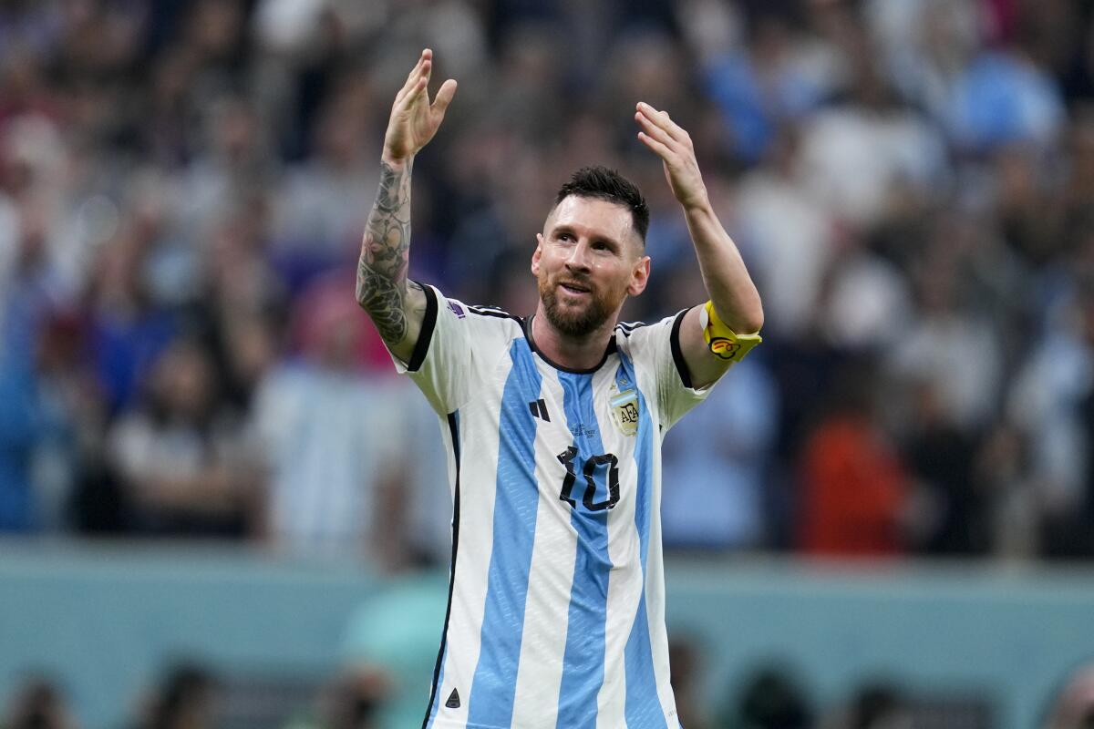 FIFA WC: Messi, Alvarez guide Argentina to 2-1 win over Australia