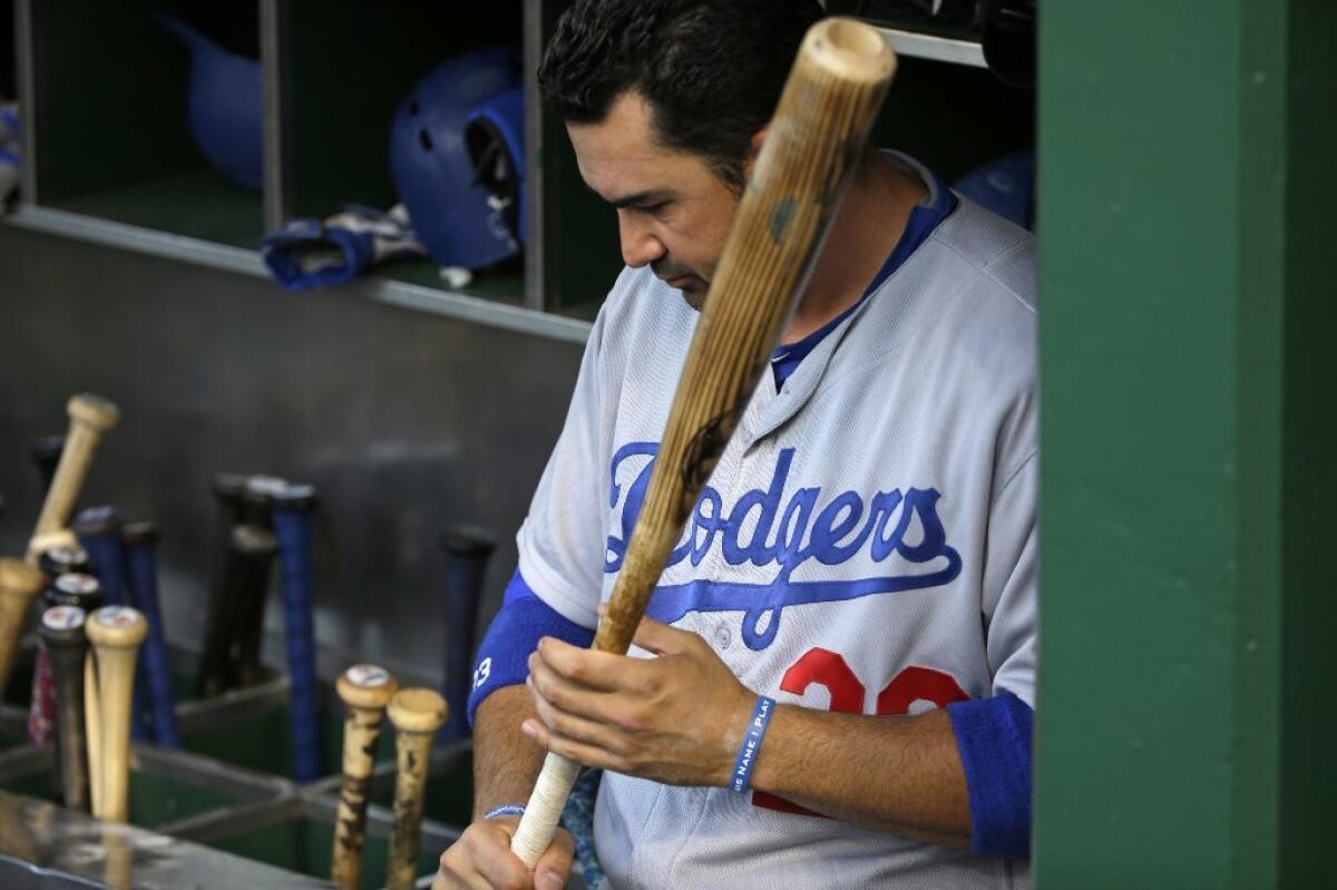 Tras un desastroso mes de junio, el primera base de los Dodgers dio un paso atrás para reponerse mentalmente.