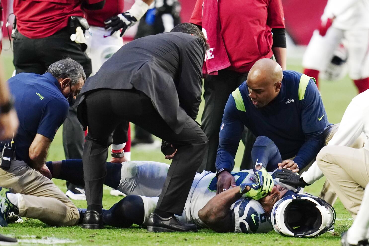 Arizona Cardinals shot at NFC West title spoiled by 38-30 defeat to Seattle  Seahawks