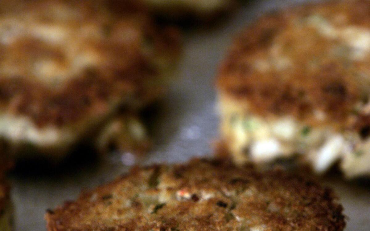 Dungeness crab cakes with tarragon aioli