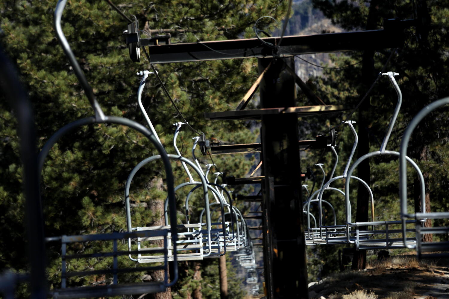 Mt. Waterman ski resort near L.A. relisted for $3.3 million after deal falls through