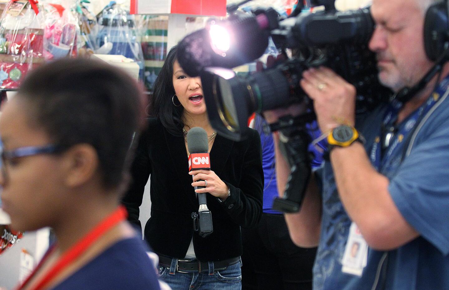 Photo Gallery: Thanksgiving Day Kmart shoppers