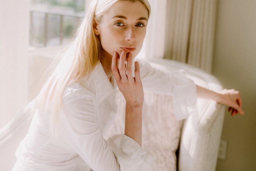 NEW YORK, NY - MAY 10: Elizabeth Debicki photographed at the Four Seasons in Beverly Hills, CA on May 10, 2023. (Elizabeth Weinberg / For The Times)