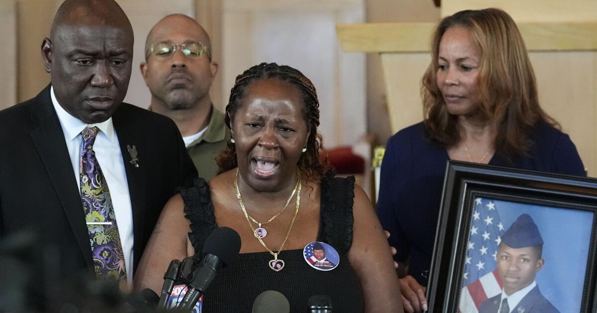 Mother of pilot killed by Florida deputy sheriff says his firing alone won’t be enough