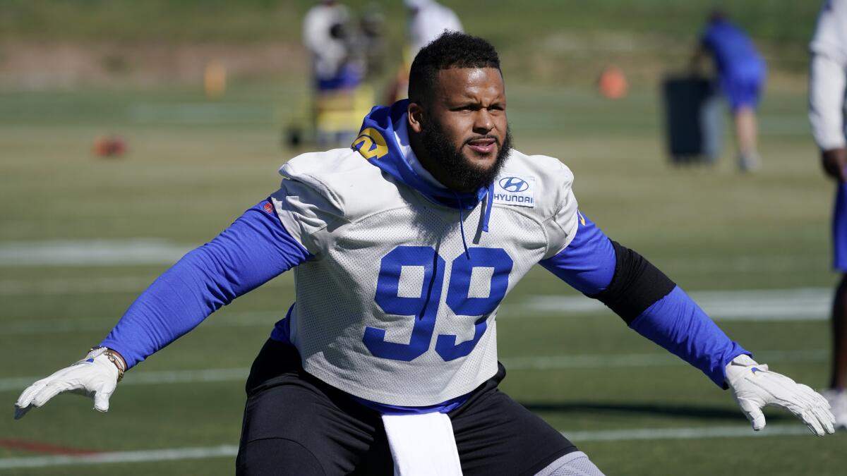 Super Bowl 2022: L.A. Rams star Aaron Donald considering retirement if team  wins Sunday, per report 