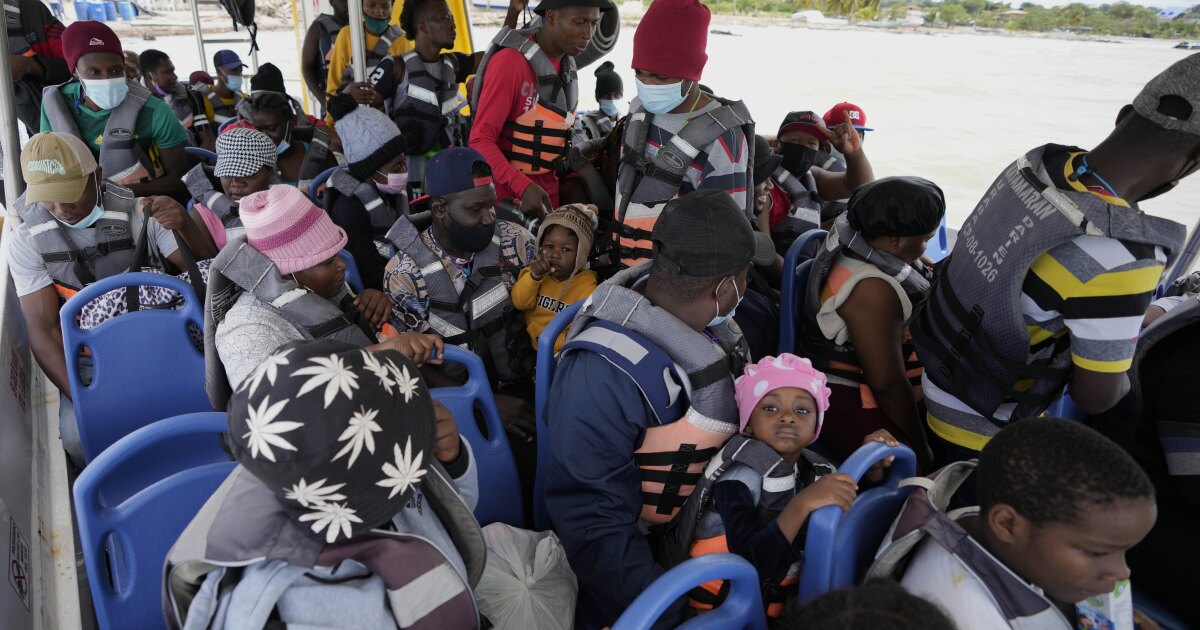 Niños migrantes salen de Colombia para unirse a Darién.  para entregar