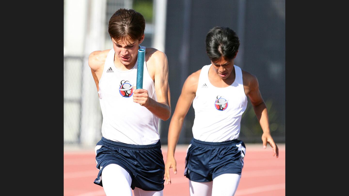 Photo Gallery: Bell-Jeff competes in Santa Fe League track finals