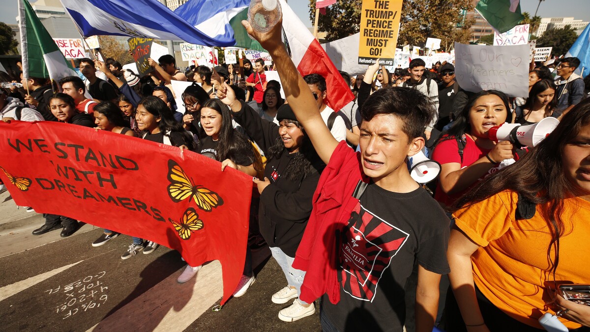 Biden To Offer Legal Status To 11 Million Immigrants Los Angeles Times List States And Cities Allow Illegals To Vote 2022