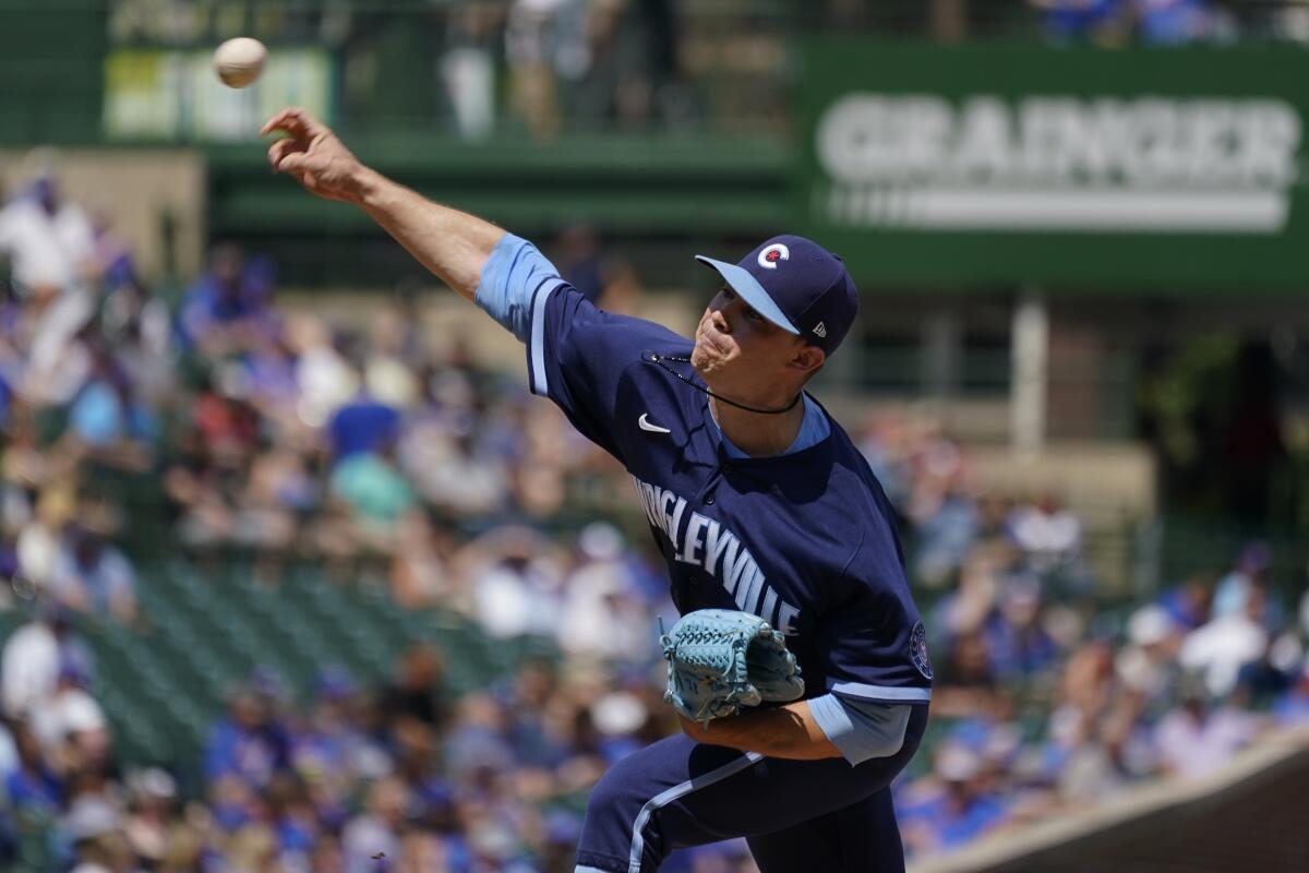 Chicago Cubs starting pitcher Keegan Thompson throws against the Milwaukee Brewers during the first inning of a baseball game in Chicago, Friday, Aug. 19, 2022. (AP Photo/Nam Y. Huh)