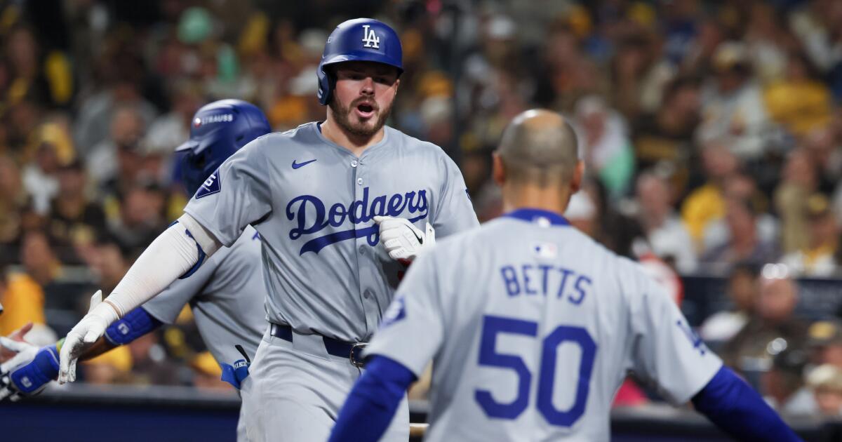 Dodgers Dugout: Dodgers-Padres Game 5 is what postseason baseball is all about