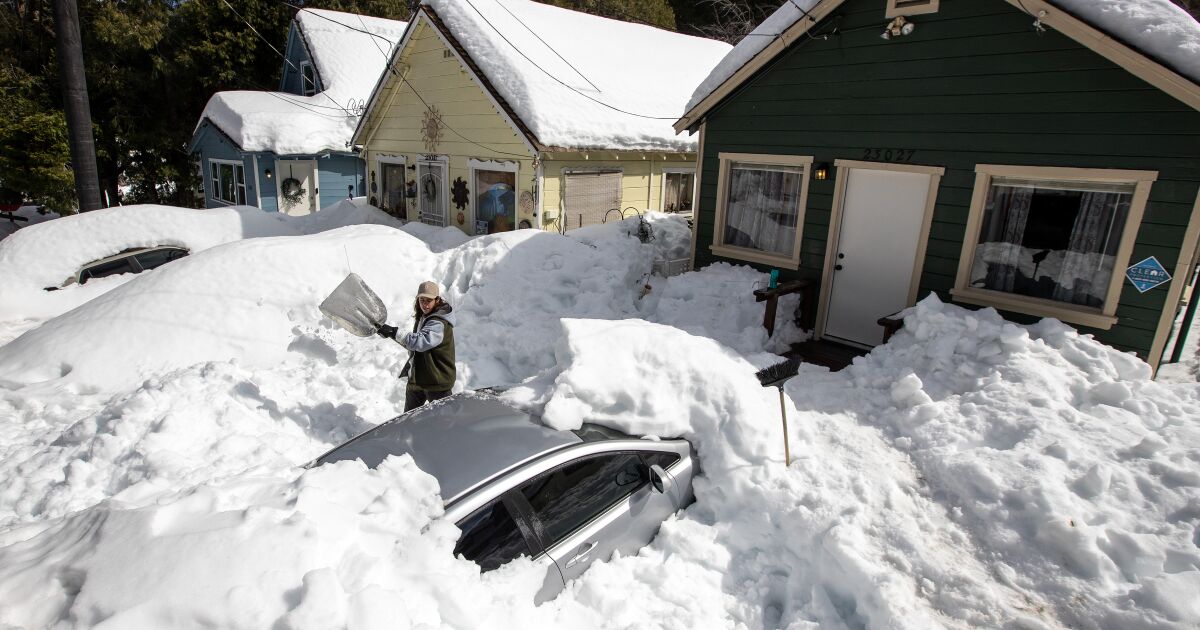 ‘A shameful situation’: San Bernardino Mountain residents trapped by snow demand answers