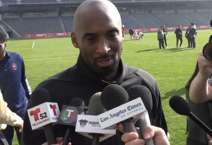 Kobe Bryant S Death Updates Clippers To Honor Kobe Bryant In First Game At Staples Center Los Angeles Times