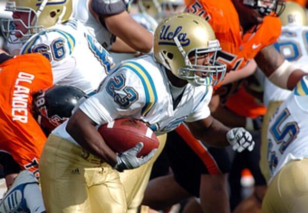 UCLA tailback Johnathan Franklin looks for running room against Oregon State in the first half Saturday.