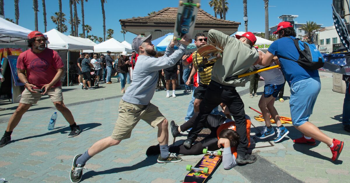 Scuffle at pro-Trump rally in Huntington Beach leaves 2 injured