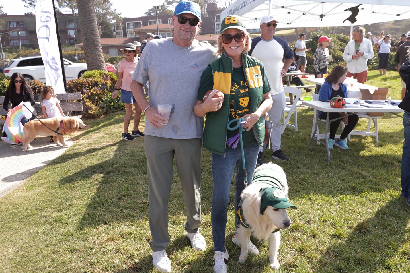 Bob and Holly Anderson with dog Pono