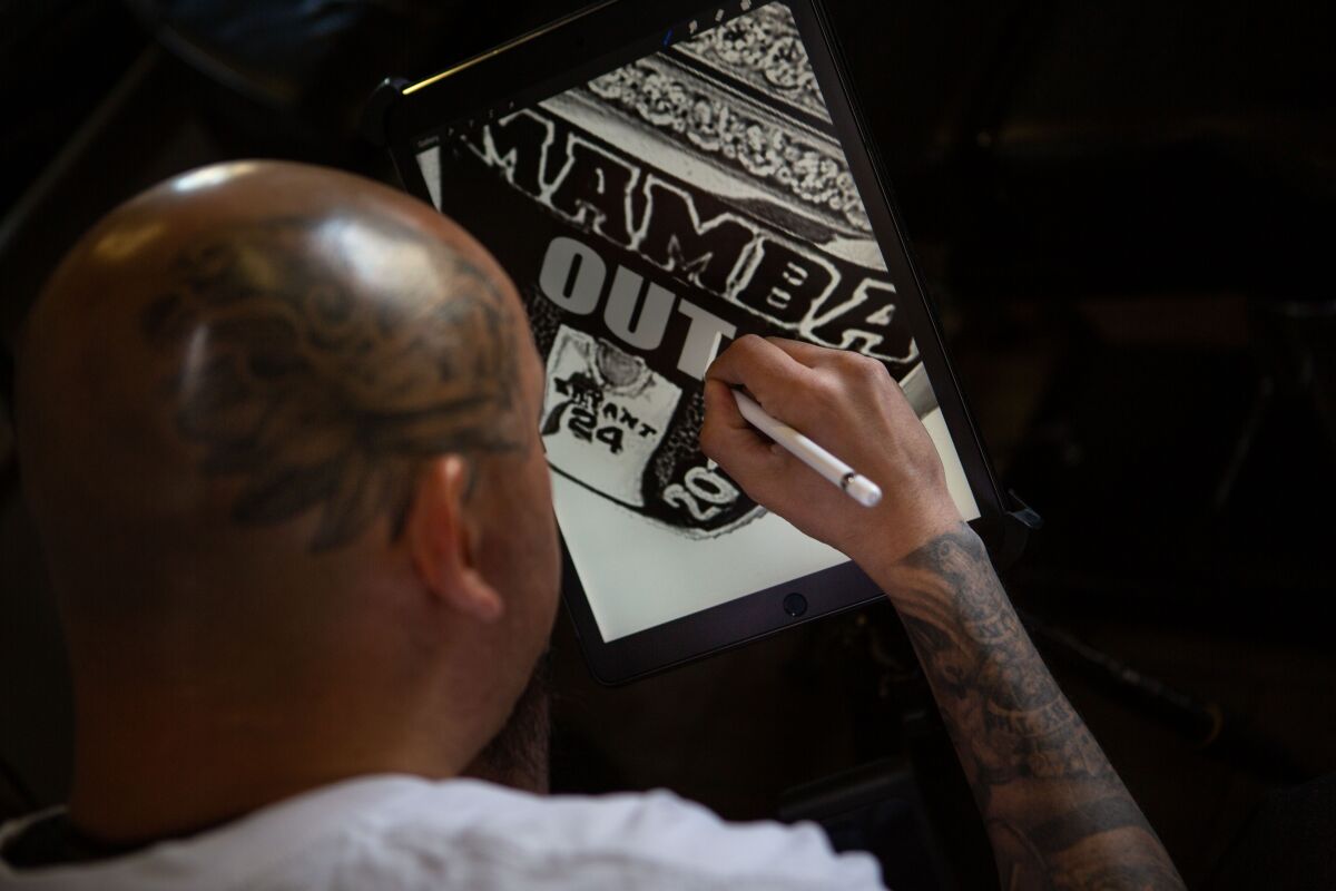 Jose Guijosa designs a Kobe Bryant-themed tattoo