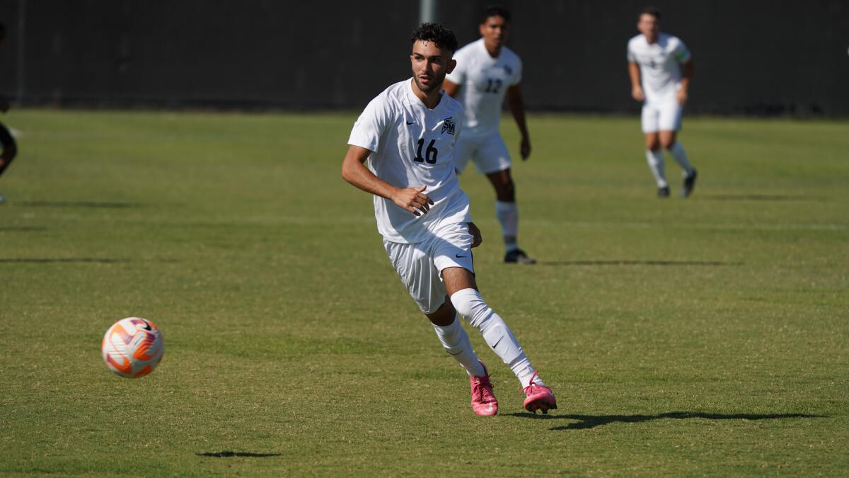 CS Fullerton player forced to change numbers after jersey almost ripped off