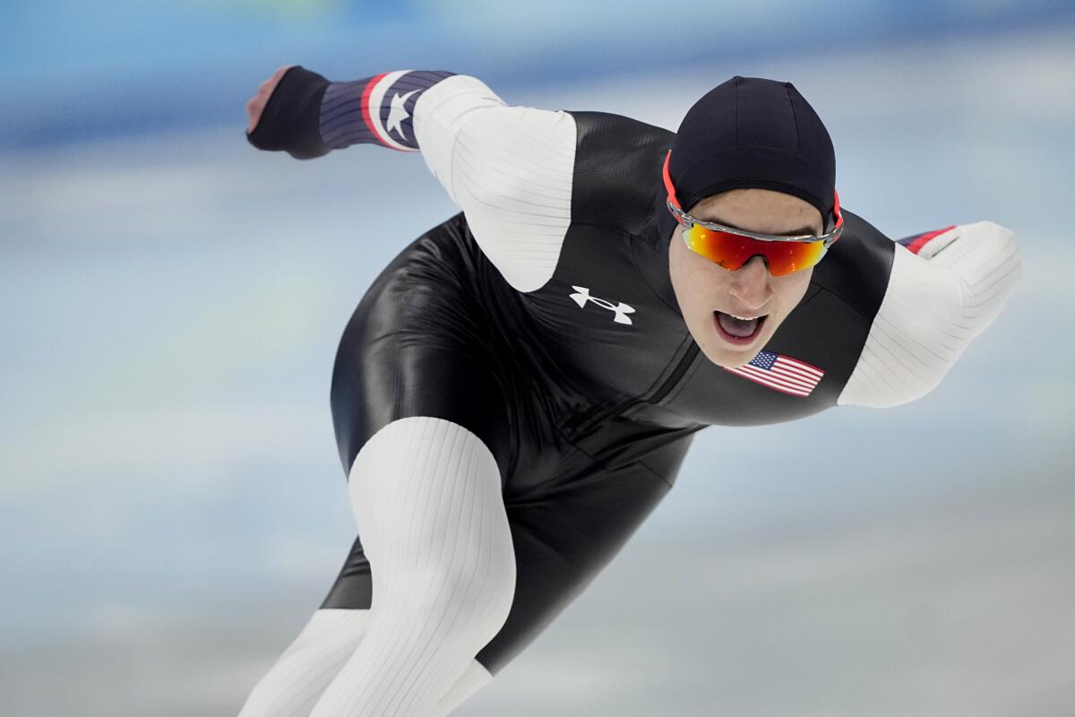 Shaun White avoids Olympic disaster with big second run in men's