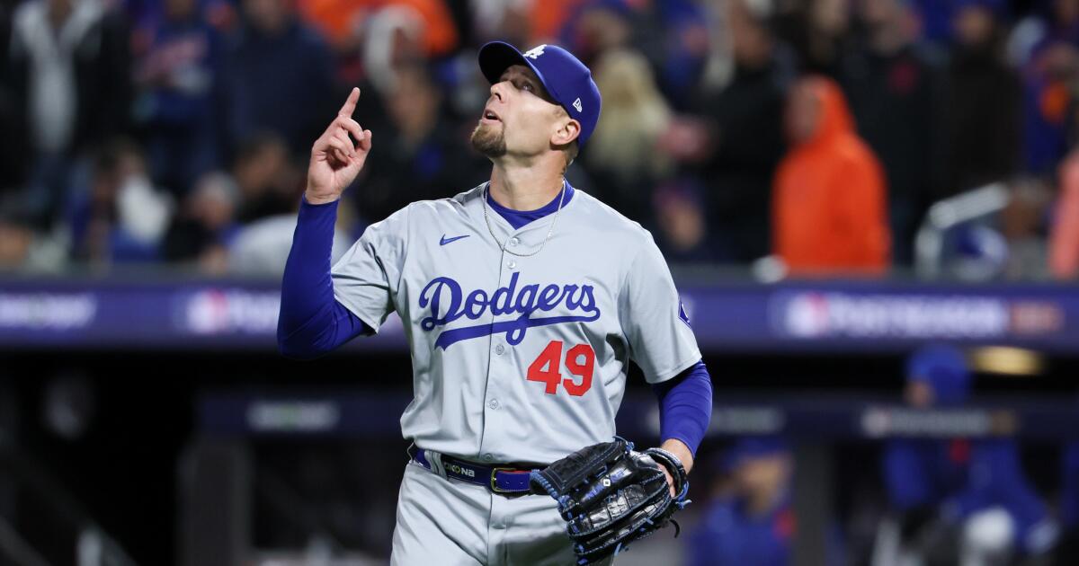 Dodgers bullpen shows their ‘pitch each other up’ culture at critical Game 4 moment